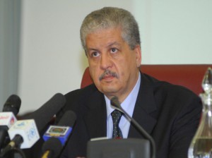 Abdelmalek Sellal en tournée au sud au moment où il est l’objet d’attaques ciblées