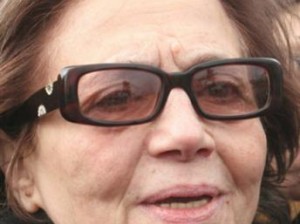 Djamila Bouhired : si Bouteflika brigue un quatrième mandat, je descendrais dans la rue