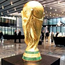 Mondial-2014 : Le trophée de la Coupe du Monde fait escale à Alger(Vidéo)