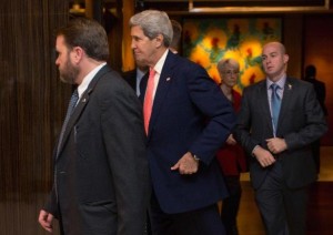 Nucléaire iranien: accord samedi ou nouveau round plus tard, le jusqu'au boutisme de Laurent Fabius critiqué