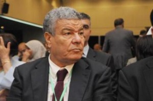 Amar Saâdani réunit les élus de son parti sur les terres de Benflis
