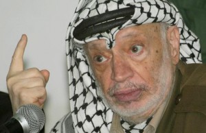 Mort d'Arafat: Sa veuve «bouleversée» par l'expertise française