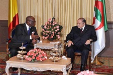 Bouteflika reçoit le président malien