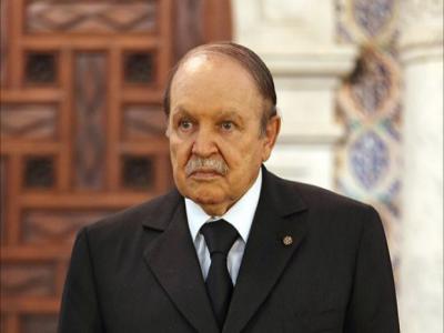 Présidentielles : Bouteflika appelle à "la neutralité" de l'administration et au "professionnalisme" de la presse
