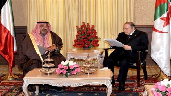 Bouteflika reçoit l'émissaire de l'Emir du Koweït 