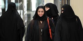 Arabie saoudite : Une femme doit se faire accompagner d'un tuteur pour consulter un médecin 