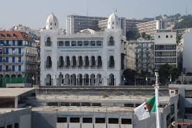 Session extraordinaire du Comité central : le wali d'Alger aux abonnés absents