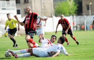 Ligue 1 de football : la 25e journée reportée au 19 avril