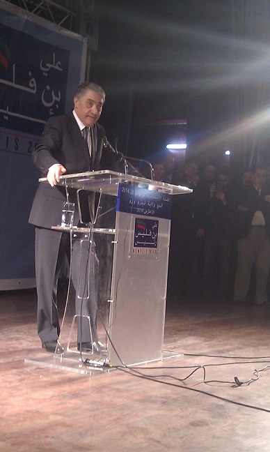 Benflis accuse le staff de Bouteflika de plagiat 