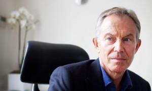 Tony Blair : La situation en Libye, "un désordre qui déstabilise tout ce qui l’entoure, à l’exception de l’Algérie"