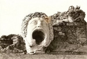 La Tunisie restitue à l’Algérie le masque de Gorgone volé en 1996