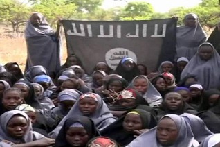 Les lycéennes enlevées par Boko Haram ont été converties à l'islam(Vidéo)