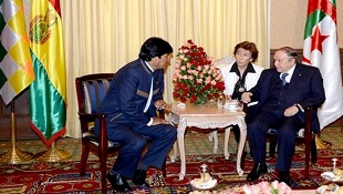 Bouteflika s'entretient avec son homologue de Bolivie 