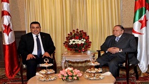 Bouteflika reçoit le Chef du gouvernement tunisien 