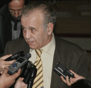 Farouk Ksentini : l’Armée doit être la gardienne de la Constitution