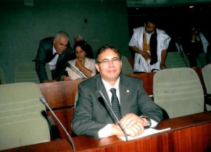 Le député Bouras (France) pour l’ouverture du ciel algérien à la concurrence