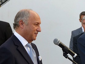 Fabius : "La France veut rester le premier partenaire économique de l'Algérie" 