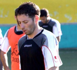 Nabil Hemani, joueur du NAHD, décède à la suite d'une chute accidentelle 