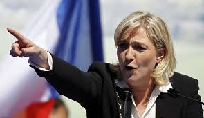 Incidents post Algérie-Russie : Marine Le Pen veut mettre "fin à la double nationalité"