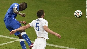 Mondial-2014 : L'Italie bat l'Angleterre 2-1
