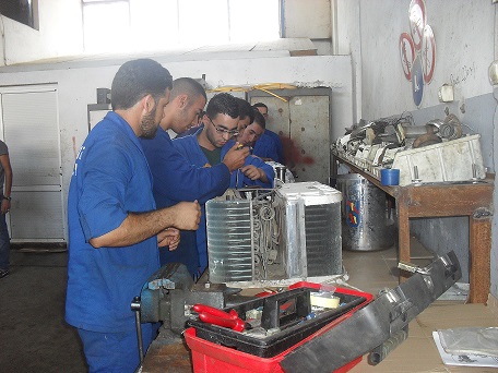 Formation professionnelle : L'âge maximum de l'apprentissage porté de 25 à 35 ans