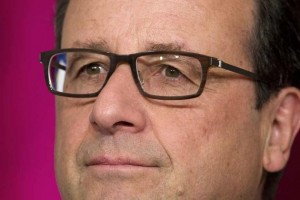 L’Algérie agacée par les propos de Hollande à propos du rapatriement des corps des victimes du crash