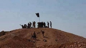 Syrie: l'EI prend le dernier bastion du pouvoir dans la région de Raqqa
