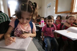 Syrie : à Alep, la rentrée scolaire s'est faite dans les abris
