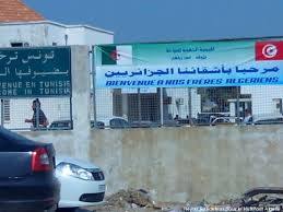 Taxe de voyage introduite par la Tunisie : Des citoyens bloquent le Poste frontalier Taleb-Larbi(El-Oued)