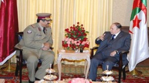 Le président Bouteflila reçoit le ministre d'Etat qatari aux Affaires de Défense 