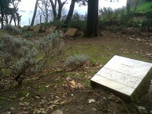 Tibhirine: les familles des moines dénoncent une "confiscation des preuves" par Alger