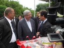 Jean-Pierre Chevènement en Algérie quelques jours après la décapitation de Gourdel