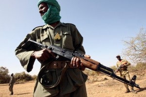 Nord du Mali: affrontements entre 2 groupes touareg rivaux, au moins 7 morts