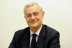 Jean-Louis Bianco nommé représentant spécial pour l'Algérie