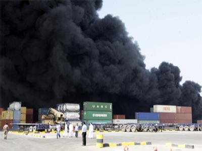 Un navire chargé de bananes prend feu au port d'Alger (Actualisé)