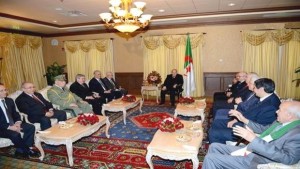 Le président Bouteflika reprend la main en multipliant ses apparitions publiques
