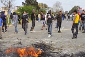 Des manifestants ont tenté de bloquer la base pétrolière du 24 février à Hassi Messaoud