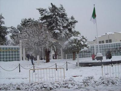 Pluies et neige à 700 mètres de mardi à mercredi à l'Est et au Centre 