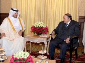 Bouteflika reçoit le président du Conseil des ministres qatari