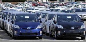 Importations : véhicules et ciment soumis à une licence du ministère du commerce