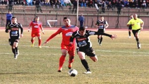 Foot/Ligue 2 Mobilis (27 journée) : résultats et classement