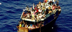 Naufrages de migrants en Méditerranée: le drame relance le débat sur l'immigration