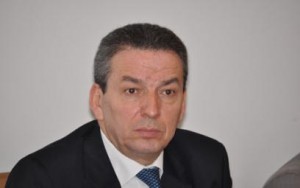 Benyounès : Les licences d'importation concerneront une vingtaine de produits