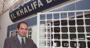 Le garde du corps de Abdelmoumène Khelifa affirme avoir retiré des fonds de la caisse principale sur "ordre" de ce dernier