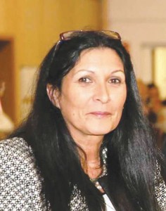 Le Figaro qualifie les terroristes de "militants", la députée Chafia Mentalecheta s'insurge