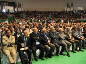 5.000 délégués au 10ème congrès du FLN