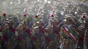 L’Iran aurait envoyé des milliers de militaires en Syrie pour soutenir Al-Assad