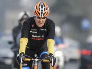 John Kerry, la jambe cassée, veut boucler fin juin l'accord avec l'Iran