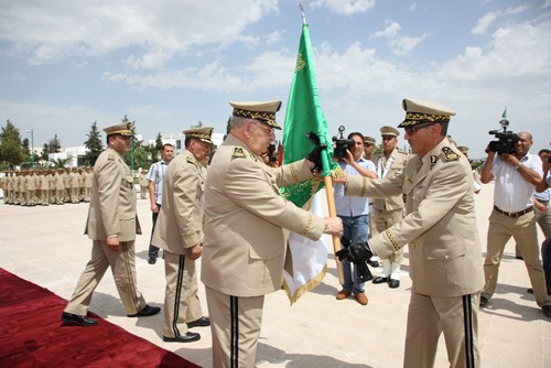Gaïd Salah Installe le nouveau commandant de la 5e Région Militaire à Constantine