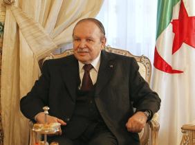 Abdelaziz Bouteflika : le projet de révision de la Constitution est en phase de "finalisation ultime"